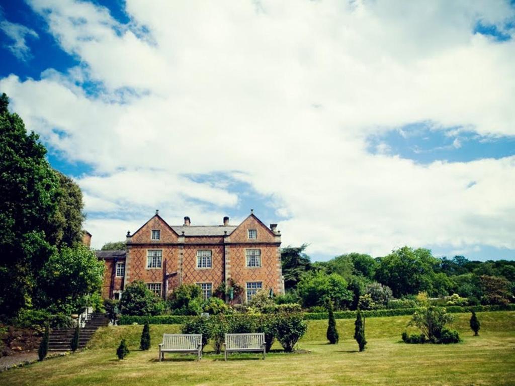 טרפורלי Willington Hall Hotel מראה חיצוני תמונה