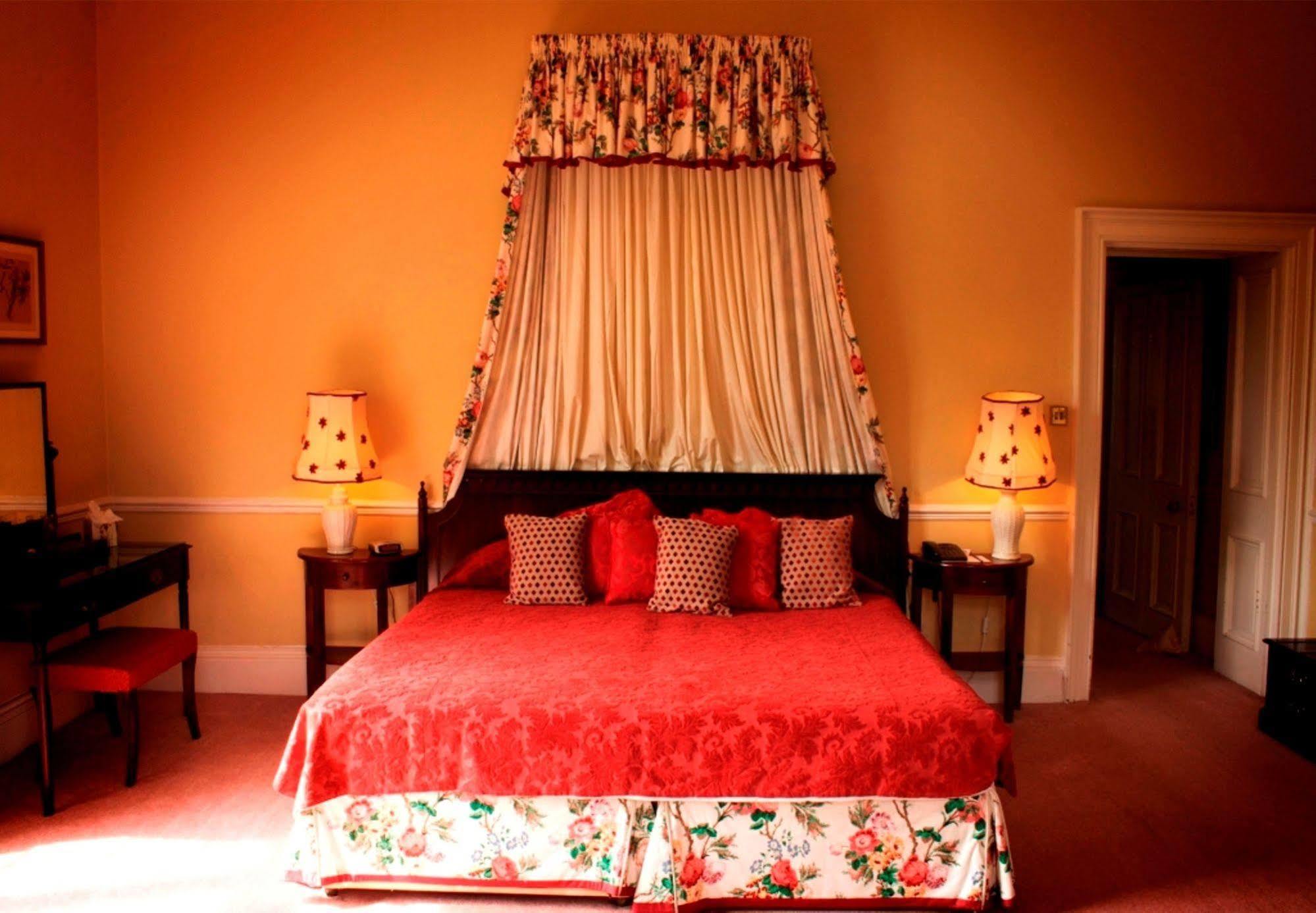 טרפורלי Willington Hall Hotel מראה חיצוני תמונה