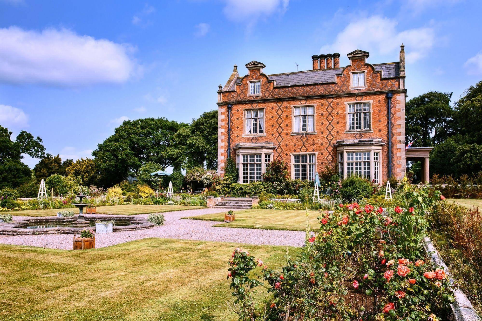 טרפורלי Willington Hall Hotel מראה חיצוני תמונה